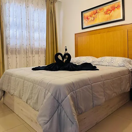 Paraiso Albatros, Beautiful Complex סן מיגל דה אבונה