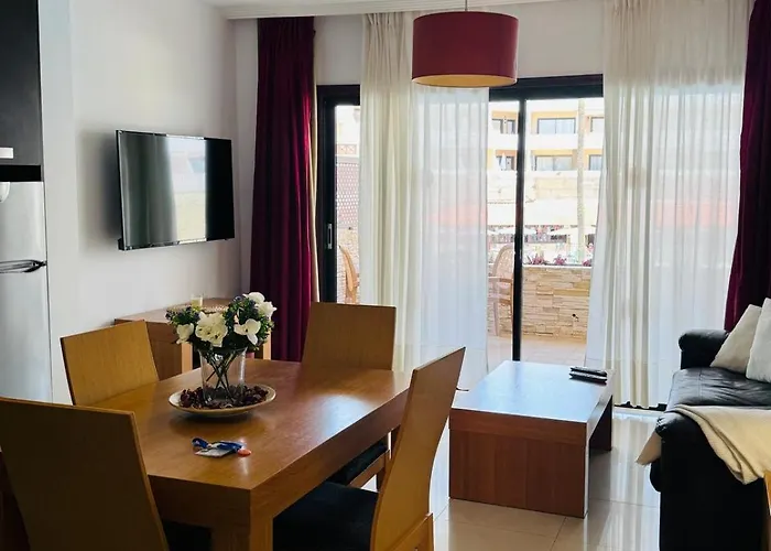 Paraiso Albatros, Beautiful Complex 圣米格尔德阿沃纳